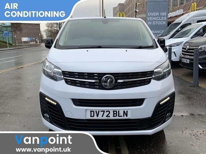 Used Vauxhall Vivaro Sportive 100 HP (73 kW) 2022 White MPV