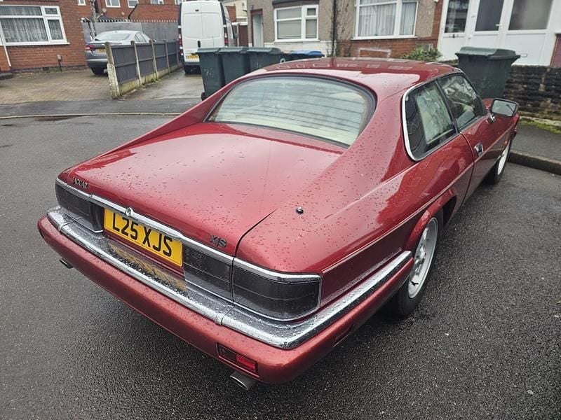 Used Jaguar XJS 1994 Red Sedan