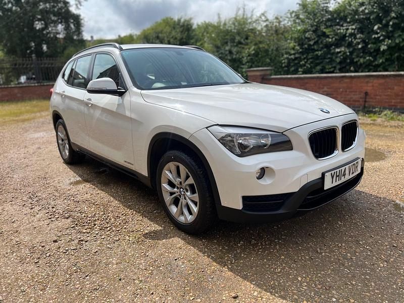 White Used 2014 BMW X1 Sport Line SUV | £6,199 (Fair price) - Image 1/4