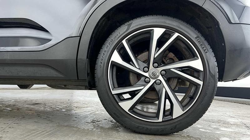 Used Volvo XC40 R-Design Pro 2021 Black SUV