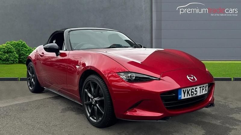 Used Mazda MX5 160 HP (117 kW) 2015 Red Cabriolet