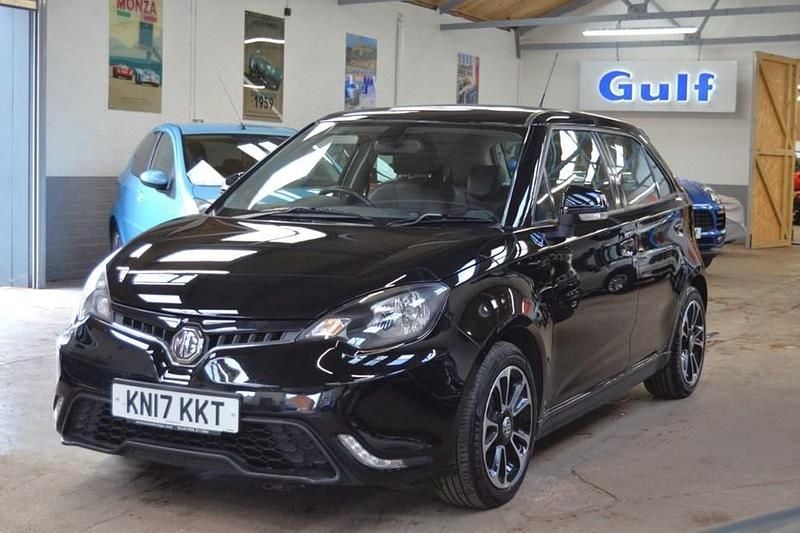 Used MG MG3 106 HP (77 kW) 2017 Black Hatchback