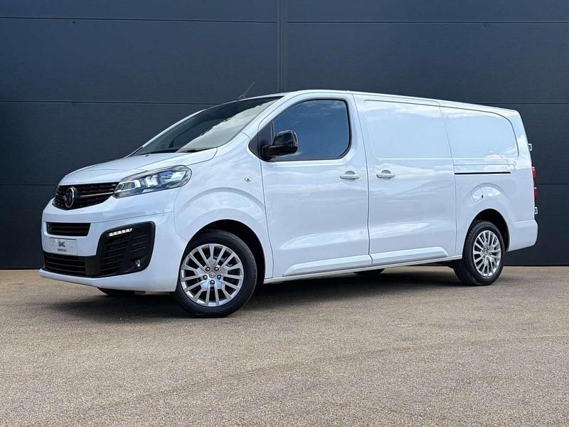 Used Vauxhall Vivaro S 2023 White MPV