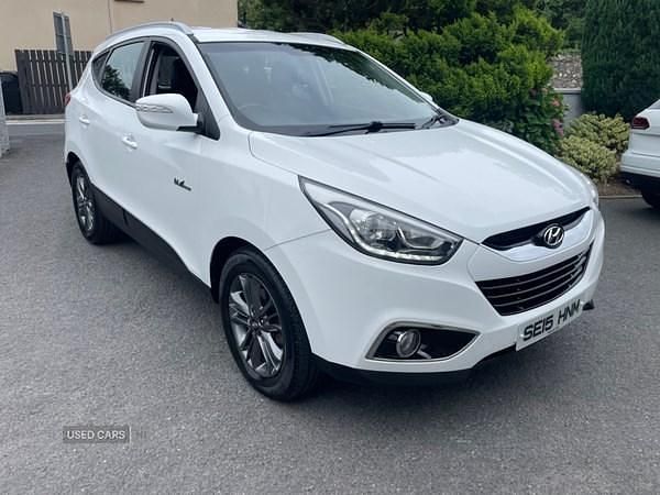 White Used 2015 Hyundai ix35 SE SUV | £5,995 (Fair price) - Image 1/4