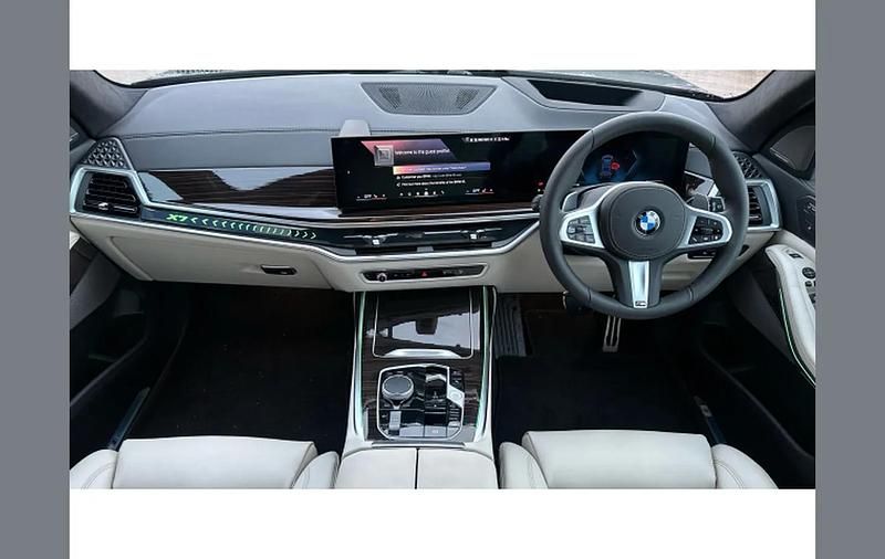 Used BMW X7 M Sport 334 HP (245 kW) 2024 Other SUV
