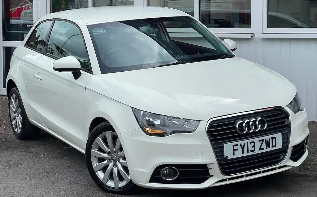 Used Audi A1 Sport 122 HP (89 kW) 2013 White Hatchback