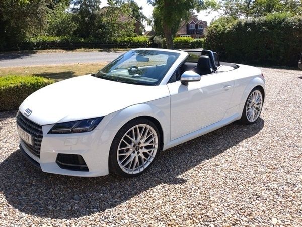 Pearlescent white Used 2017 Audi TTS Comfort Coupe | £23,500 (A bit pricey) - Image 1/1