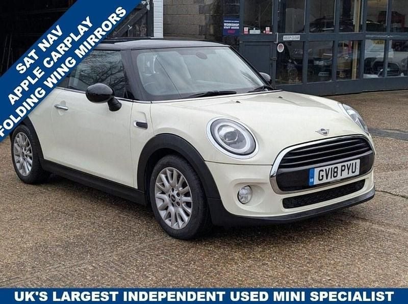 Used Mini Cooper Hatch 2018 White Hatchback