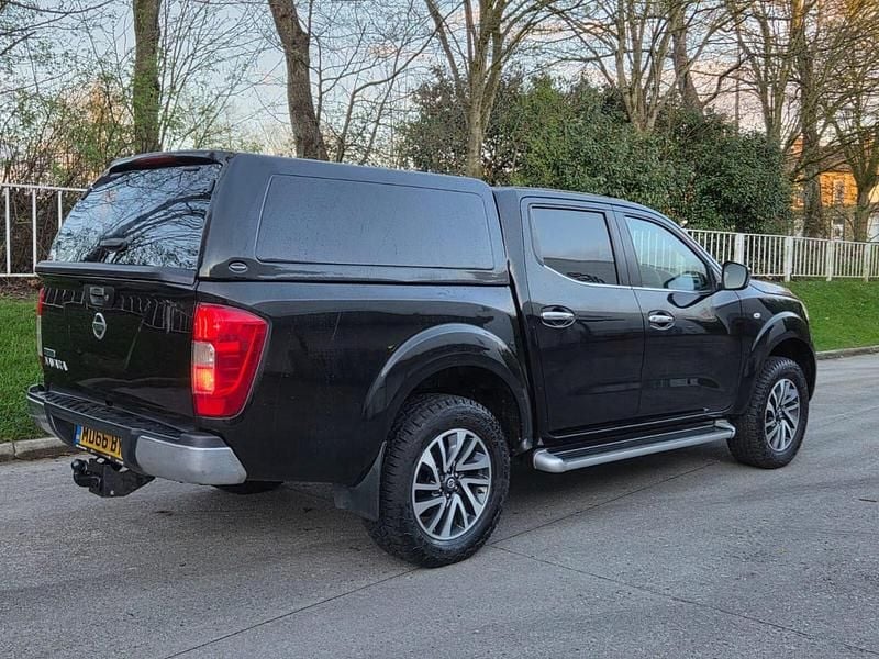 Used Nissan Navara Acenta 2016 Black Pickup