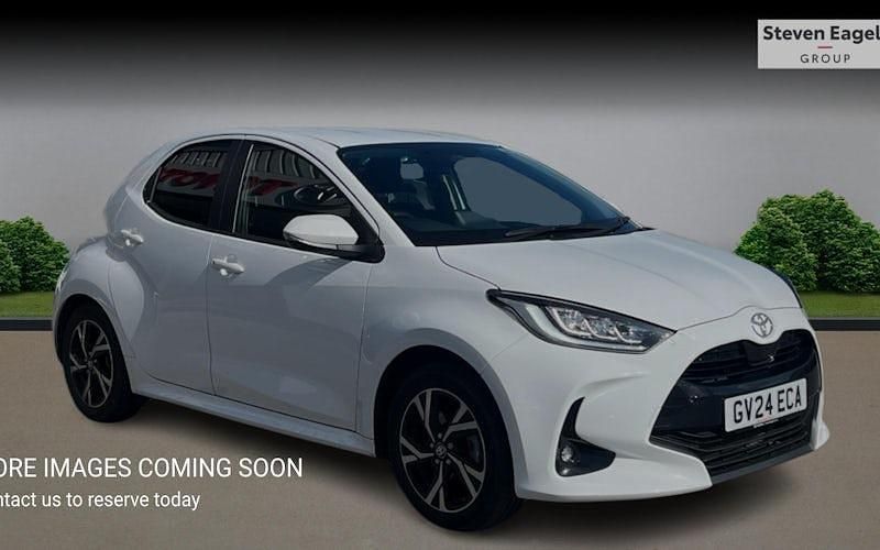 Used Toyota Yaris Hybrid Design 116 HP (85 kW) 2026 Hatchback