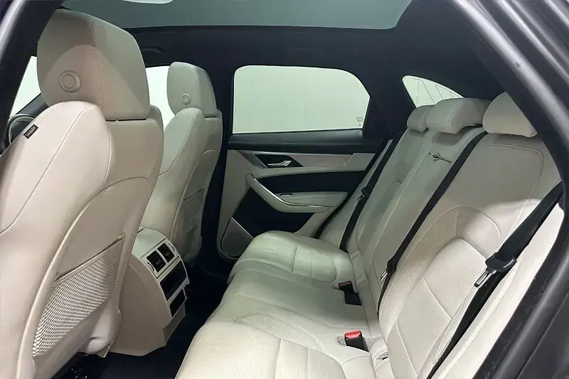 Used Jaguar F-Pace R-Dynamic 404 HP (297 kW) 2023 Blue SUV