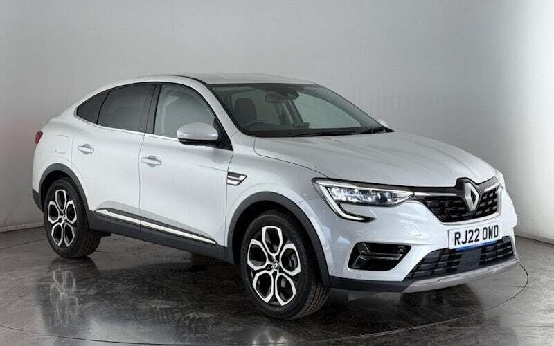White Used 2021 Renault Arkana Version S SUV | £16,250 (Fair price) - Image 1/3