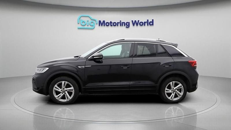Used VW T-Roc R-line 188 HP (138 kW) 2022 Black SUV