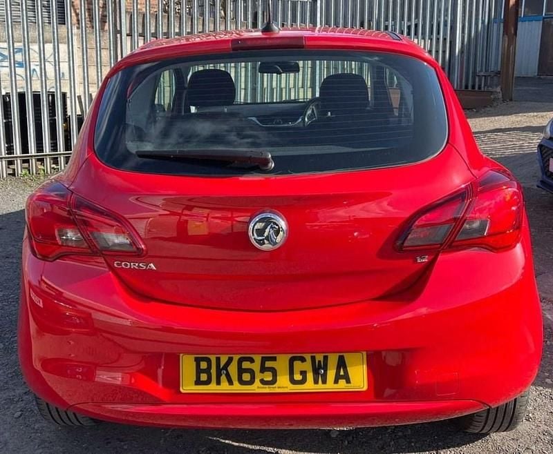 Used Vauxhall Corsa 70 HP (51 kW) 2015 Red Hatchback