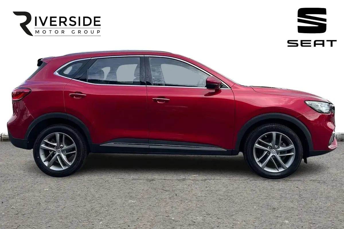 Used MG HS Excite 162 HP (119 kW) 2021 Farringdon red SUV