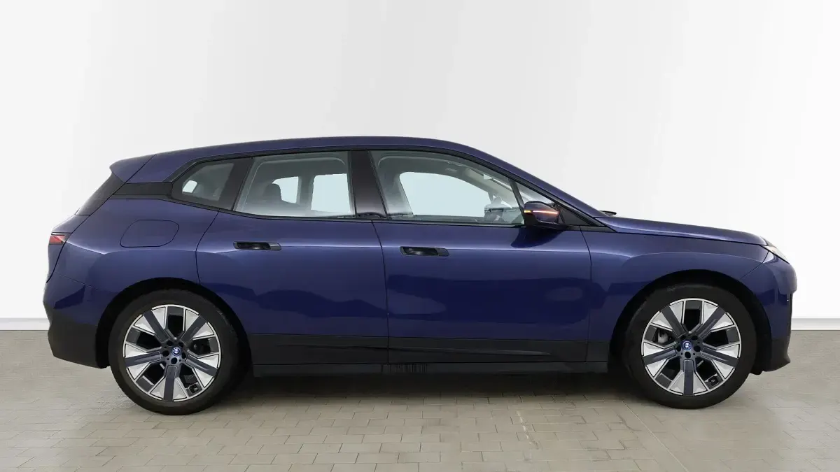 Used BMW iX Sport Line 484 kW (659 HP) 2023 Blue SUV
