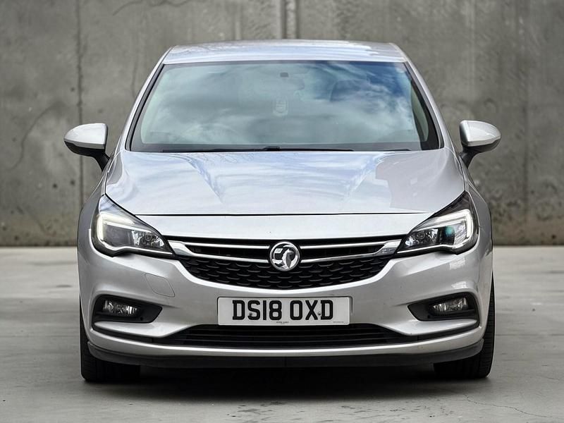 Used Vauxhall Astra Design Edition 2018 Silver Hatchback