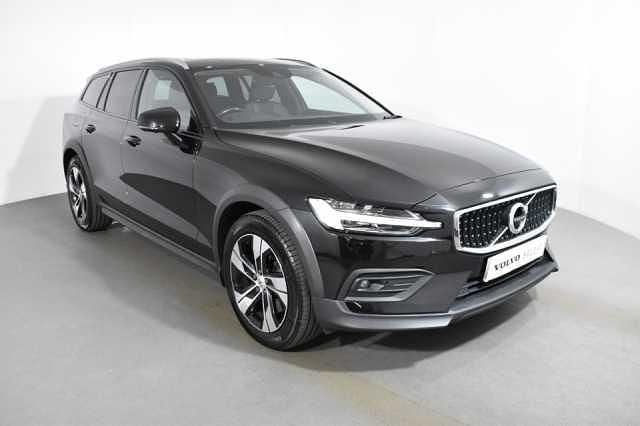 Used 2021 Volvo V60 CC Pro Estate | £28,495 (Fair price) - Image 1/4