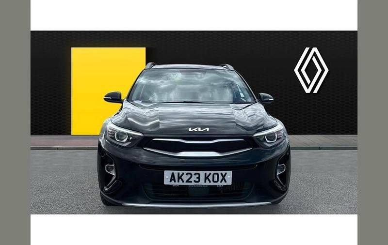 Used Kia Stonic 100 HP (73 kW) 2023 Black SUV