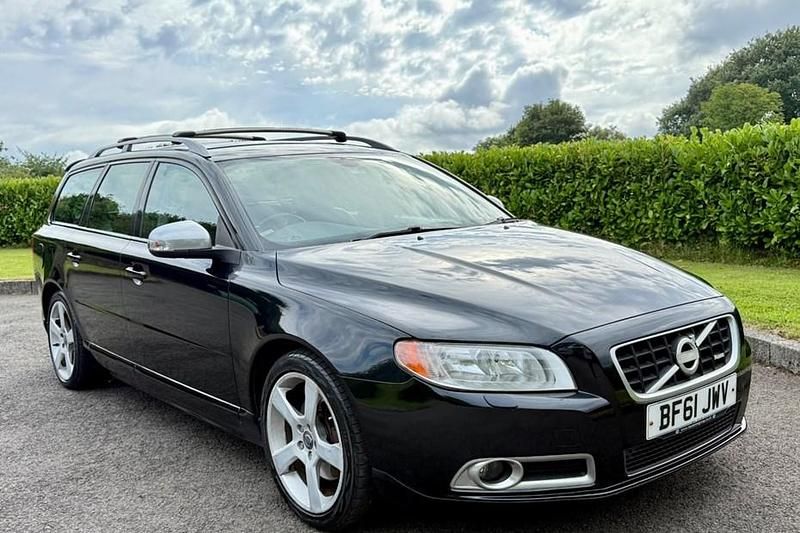 Used 2011 Volvo V70 R-Design Estate | £4,995 (Fair price) - Image 1/1