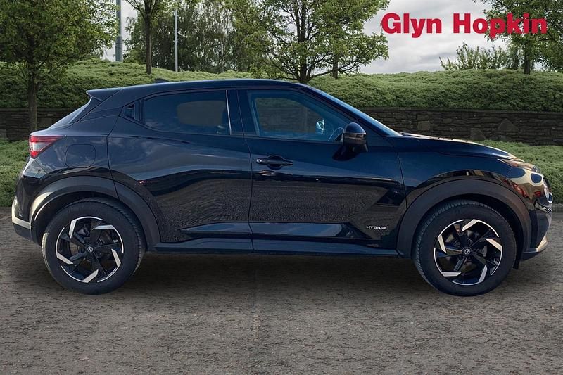Used Nissan Juke N-Connecta 143 HP (105 kW) 2024 Black SUV