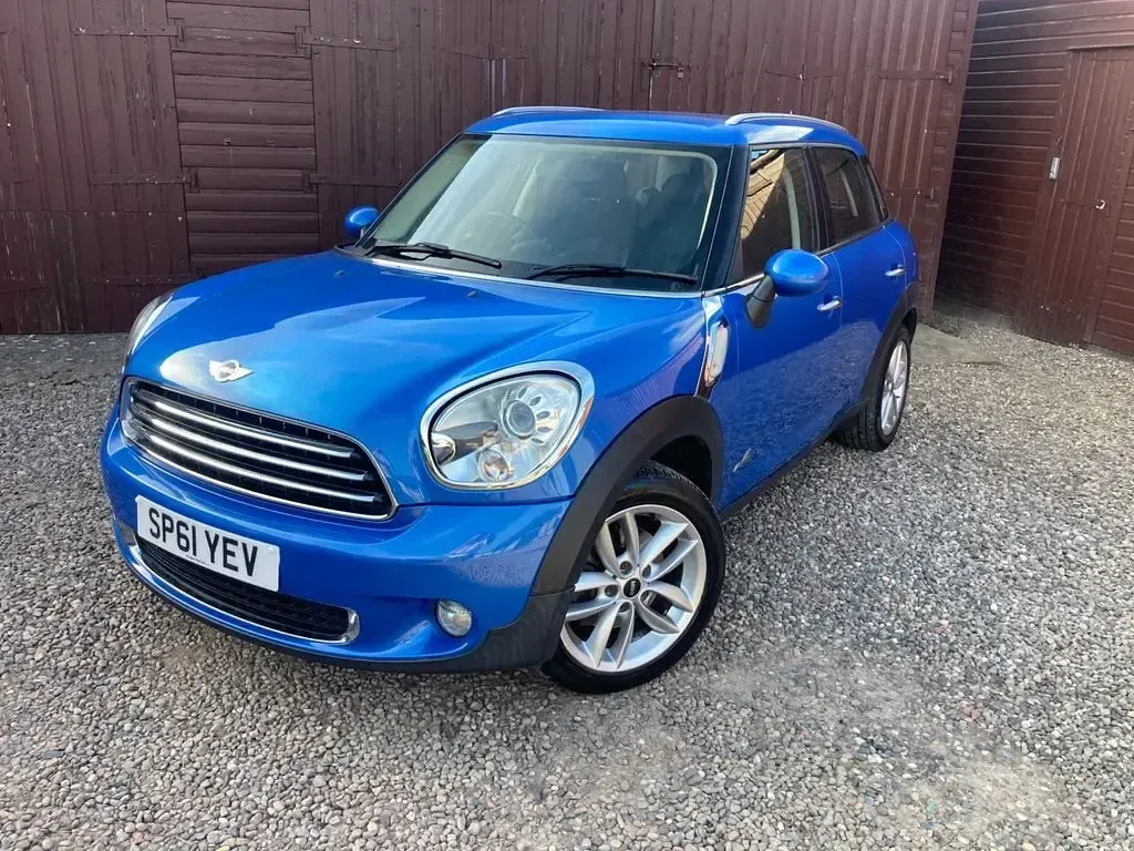 Used Mini Cooper D 112 HP (82 kW) 2011 Blue Hatchback