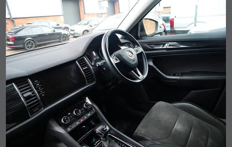 Used Skoda Kodiaq SE L 150 HP (110 kW) 2020 Blue SUV