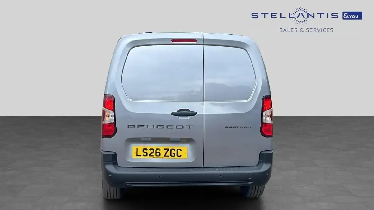 Nowe Peugeot Partner 101 KM (74 kW) 2026 Szary Minivan