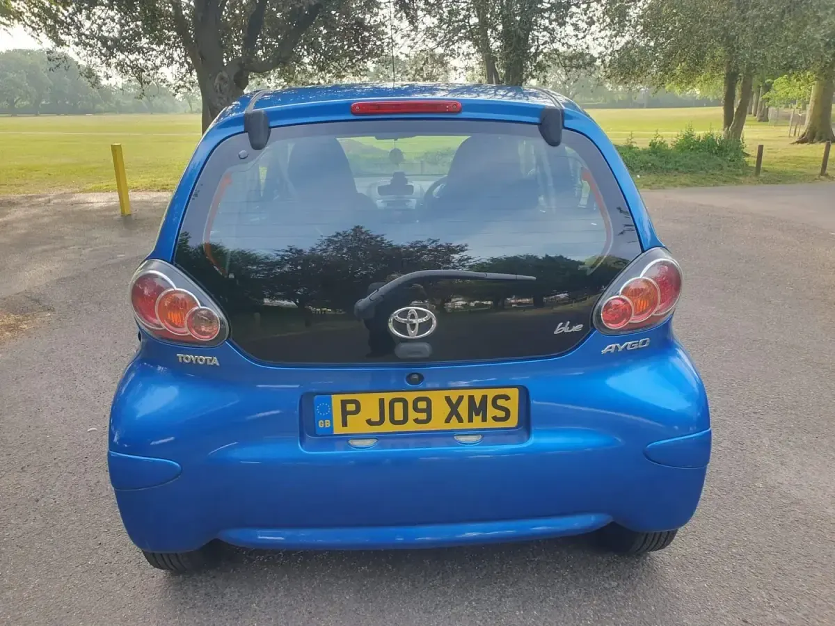 Gebraucht Toyota Aygo 2009 Blau Kleinwagen