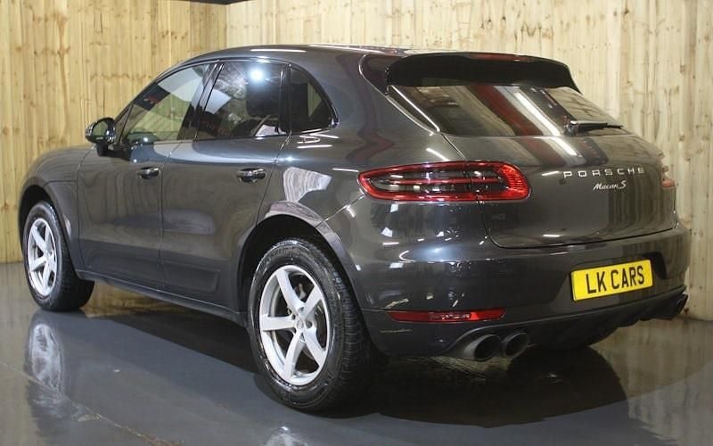 Used Porsche Macan S 345 HP (253 kW) 2017 SUV