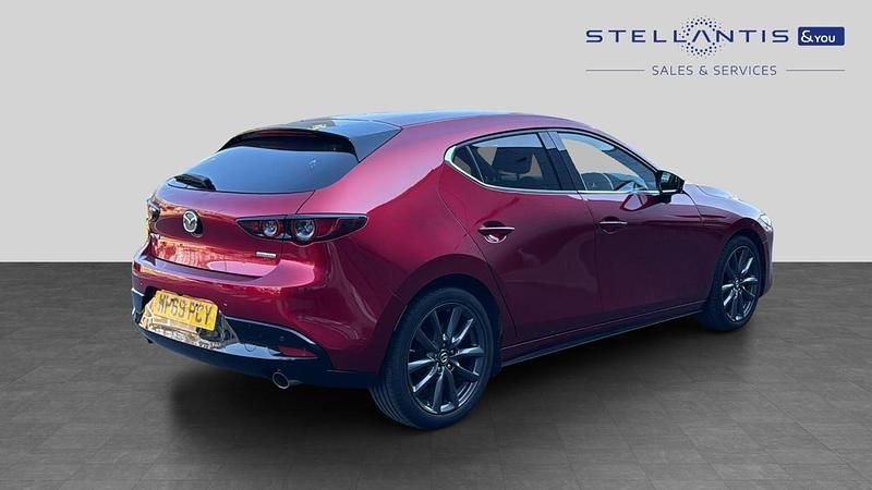 Used Mazda 3 Inclusive 120 HP (88 kW) 2020 Red Hatchback