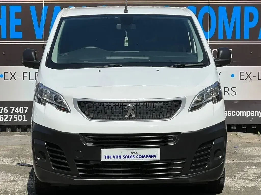 Second-hand Peugeot Expert Premium 2022 Alb Van
