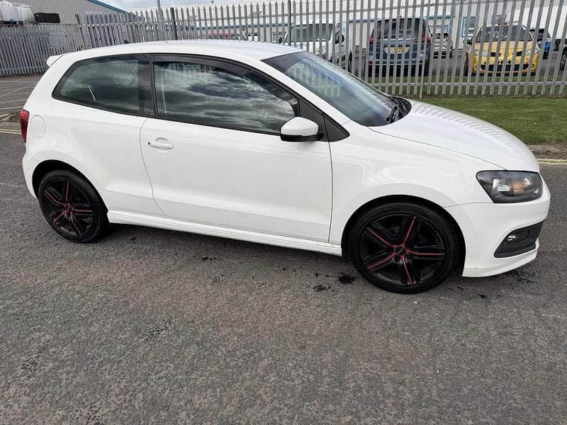Used VW Polo Style 2014 White Hatchback