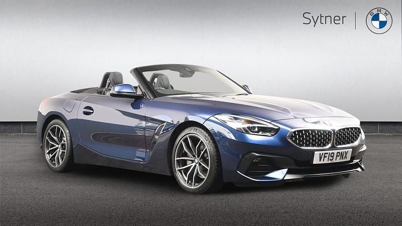 Used BMW Z4 Sport Line 194 HP (142 kW) 2019 Blue Cabriolet