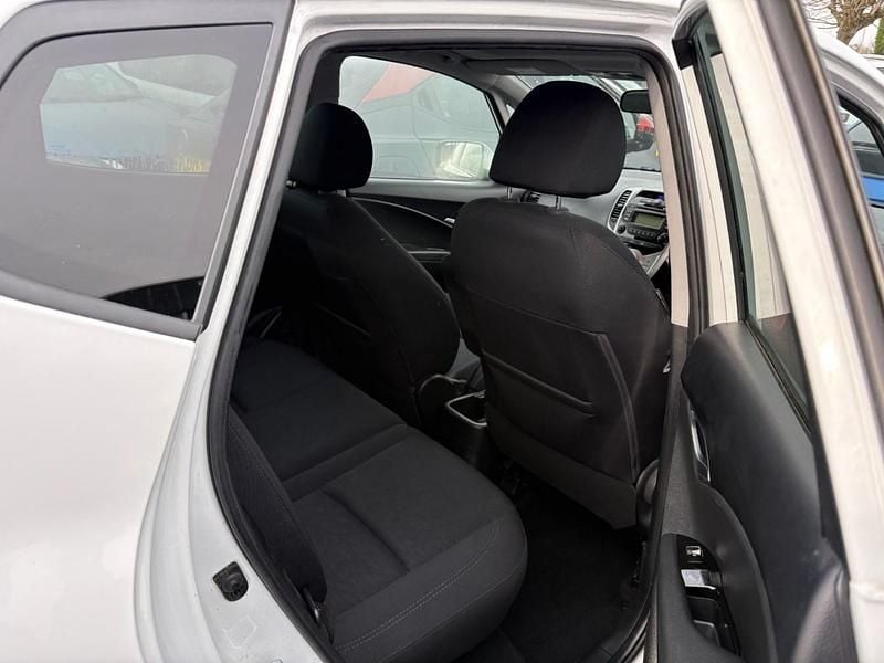 Used Hyundai ix20 Style 2015 Polar white Hatchback