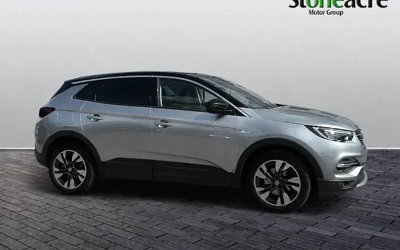 Used Vauxhall Grandland X SRi 131 HP (96 kW) 2020 Grey SUV