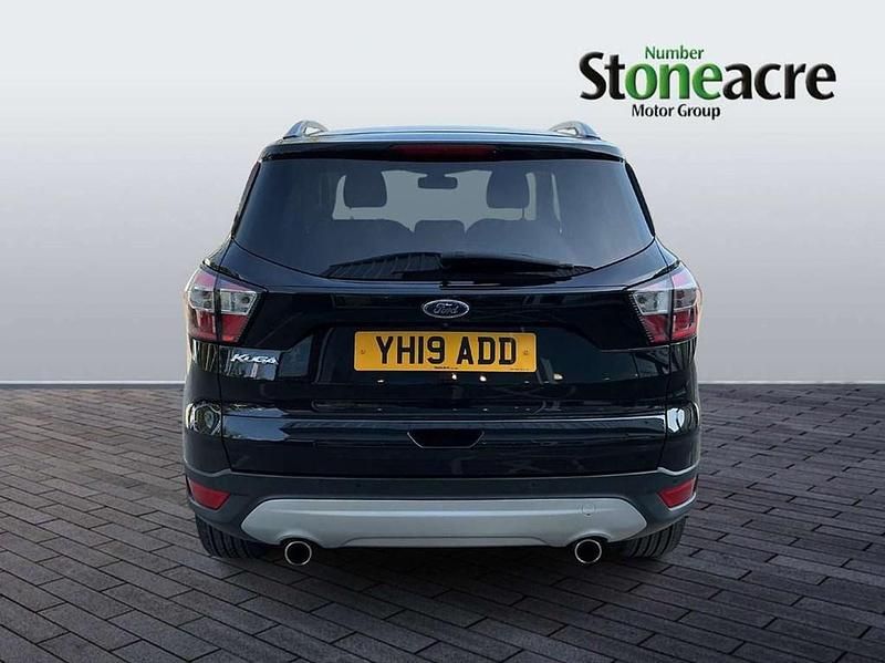 Used Ford Kuga Titanium 120 HP (88 kW) 2019 Black SUV
