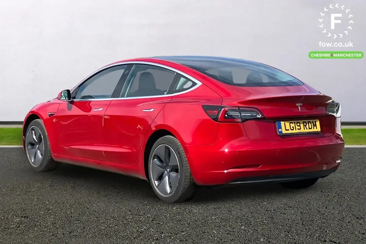 Used Tesla Model 3 Standard Range 52 kW (72 HP) 2019 Red Sedan