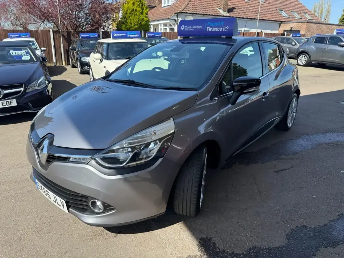 Gebraucht Renault Clio IV Dynamique 90 PS (66 kW) 2016 Grau Kleinwagen