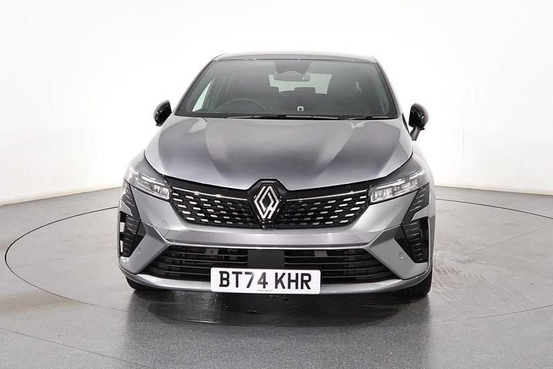 Used Renault Clio V Techno 145 HP (106 kW) 2024 Grey Hatchback