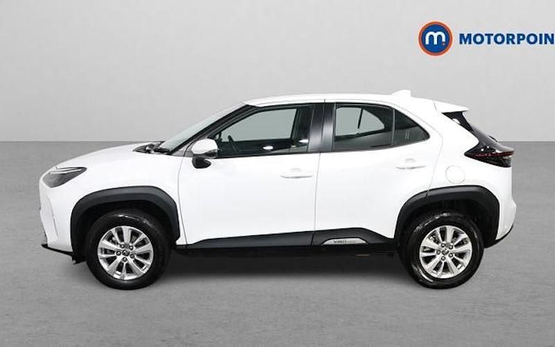 Used Toyota Yaris Hybrid 116 HP (85 kW) 2026 Estate