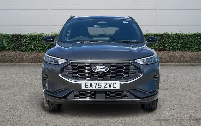 Used Ford Kuga ST-Line X 242 HP (177 kW) 2025 Grey SUV