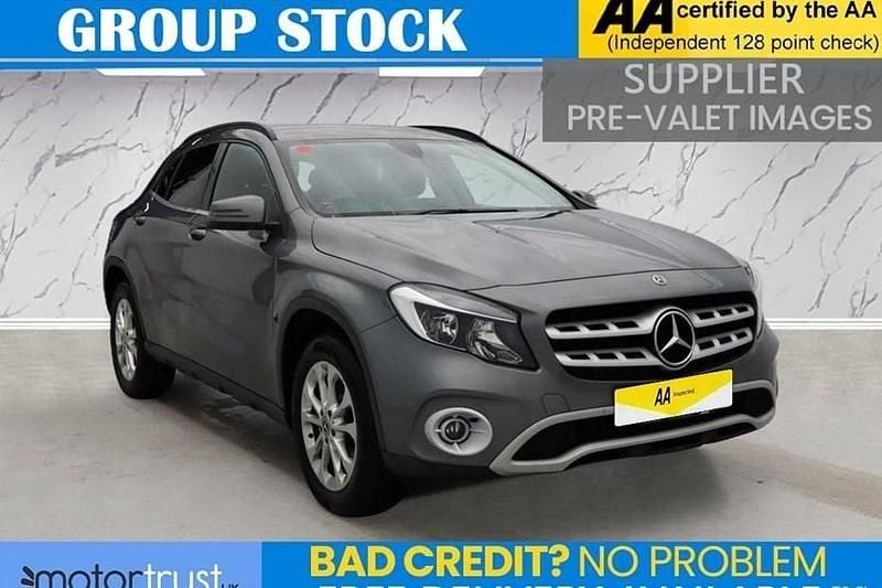 Used Mercedes GLA200 SE 156 HP (114 kW) 2018 Grey SUV