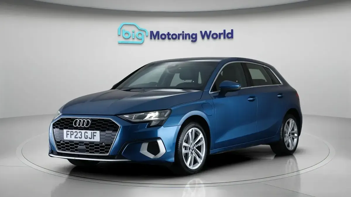 Used Audi A3 e-tron Sport 2023 Blue Hatchback