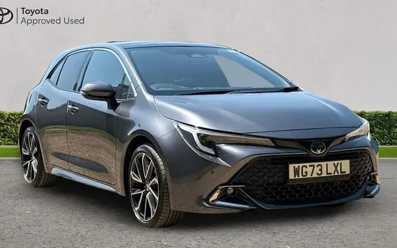 Used Toyota Corolla 140 HP (102 kW) 2026 Hatchback