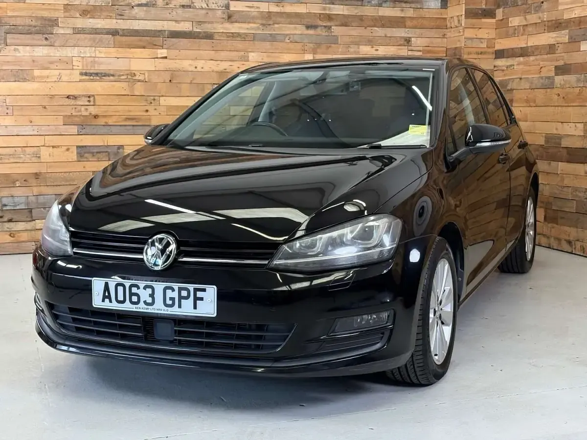 Used VW Golf VIII S 104 HP (76 kW) 2026 Black Hatchback