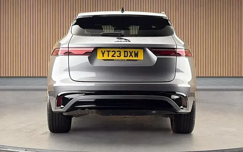 Used Jaguar F-Pace R-Dynamic 204 HP (150 kW) 2023 Grey SUV