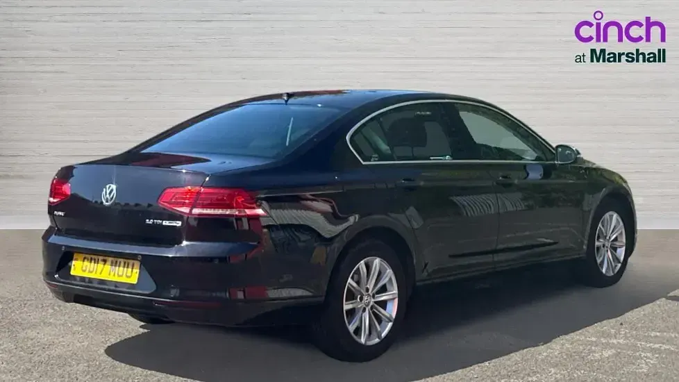 Usado VW Passat Business 150 HP (110 kW) 2017 Preto Sedan