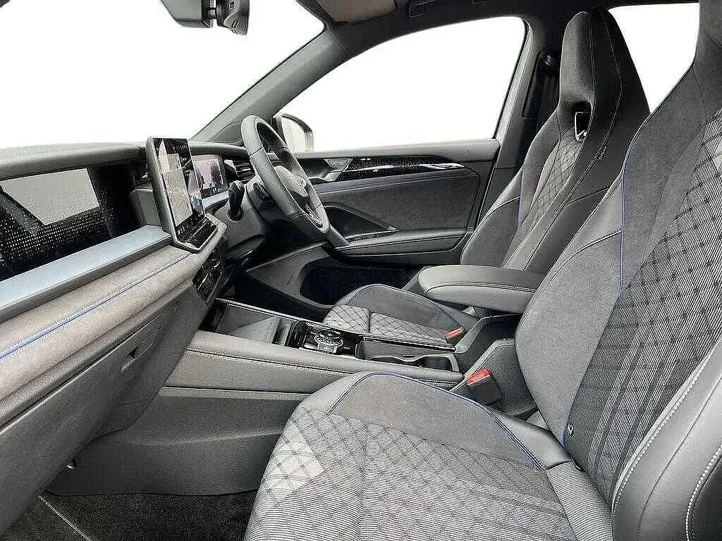 New VW Tayron 150 HP (110 kW) 2025 SUV