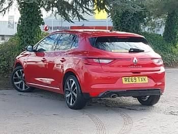 Used Renault Mégane IV Iconic 140 HP (102 kW) 2019 Red Hatchback